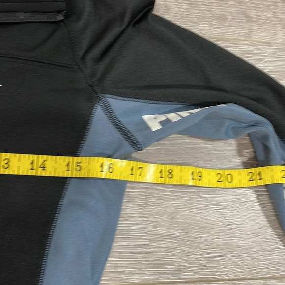 NWOT PINK Victoria’s Secret Ultimate Quarter Zip Pullover Logos Top XS - Picture 9 of 16